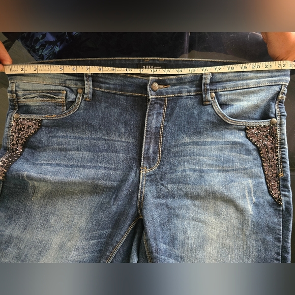 Suko Plus Size Jeans - Picture 16 of 16